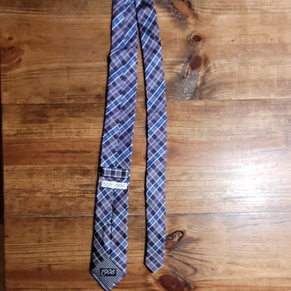 1905 Collection Check Tie - Picture 3 of 3